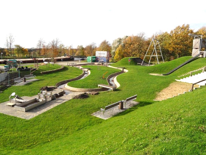 Planung Landschaftsarchitektur Wasserspielplatz Schiffshebewerk Henrichenburg.
Bild: LWL-BLB