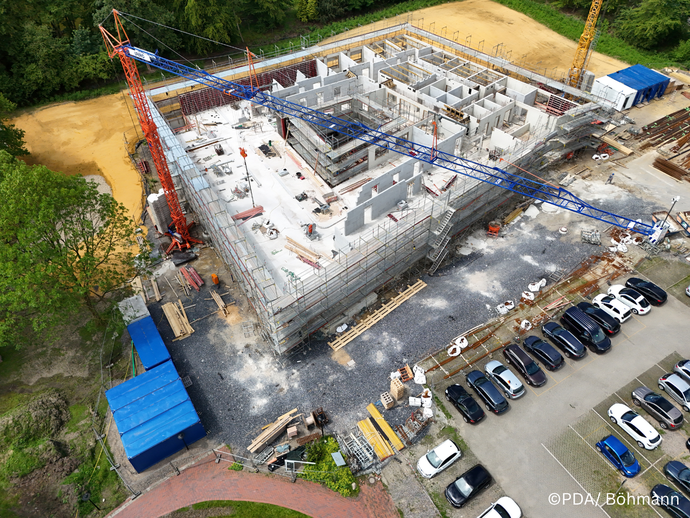 Drohnenaufnahme von der Baustelle