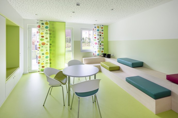 Innenaufnahme aus der LWL-Kinder- und Jugendpsychiatrie in Paderborn, der LWL-Klinik Marsberg.
Bild: PODEHL Fotodesign