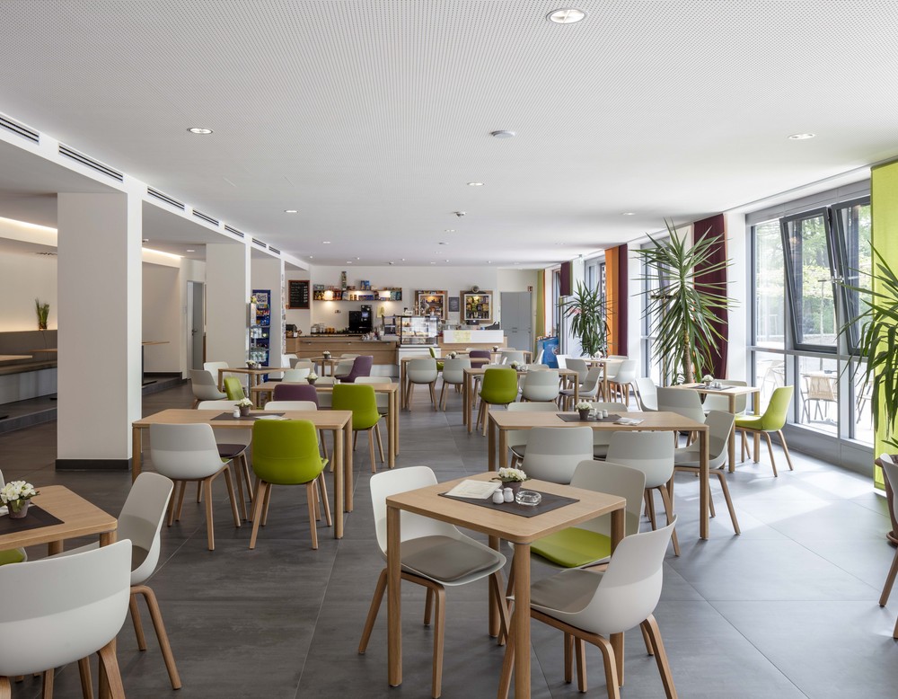Münster, Ersatzneubau eines Klinikgebäudes mit 140 Betten. Innengestaltung des Cafés.
Bild: PODEHL Fotodesign